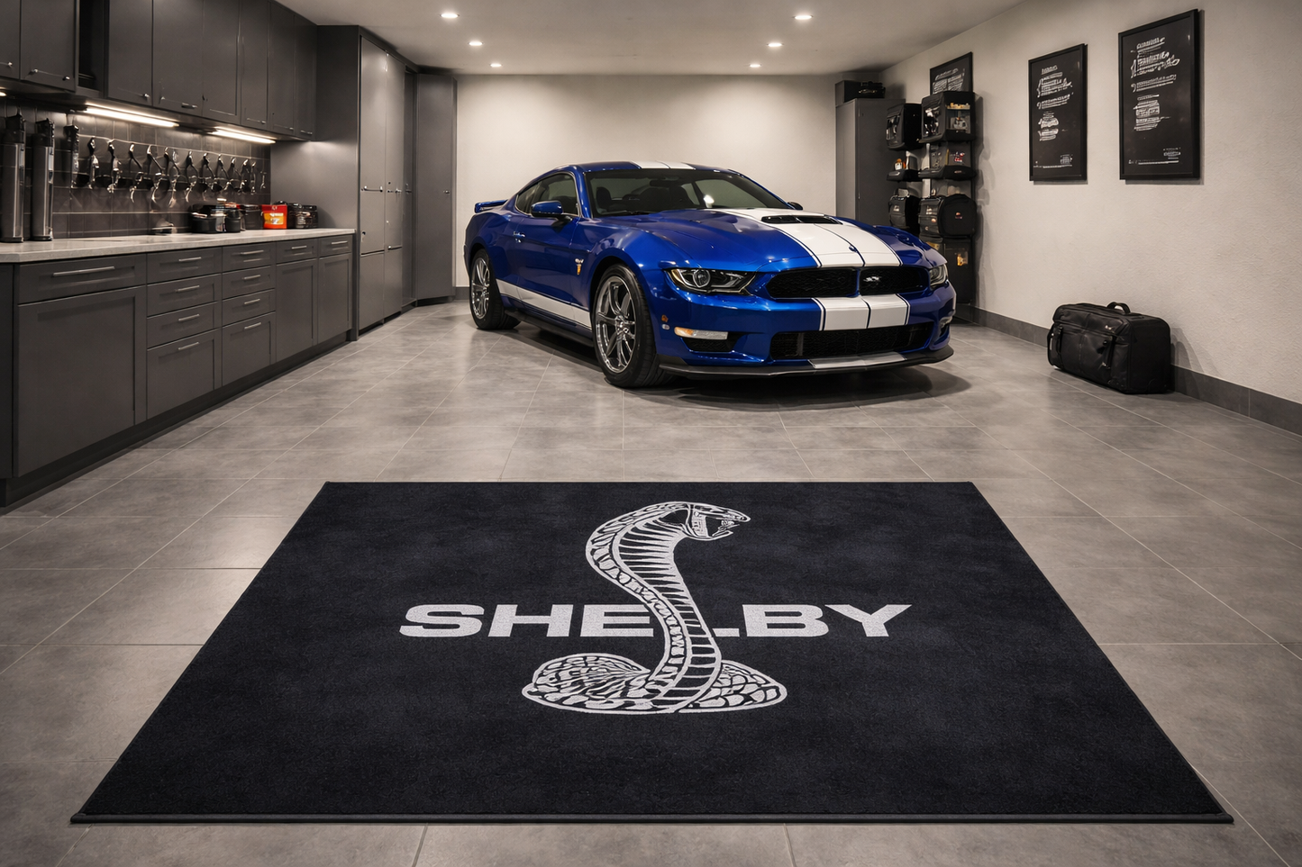Shelby Garagen Teppich 150x220 cm Luxus Auto Teppich Garage Wohnzimmer Showroom Rug