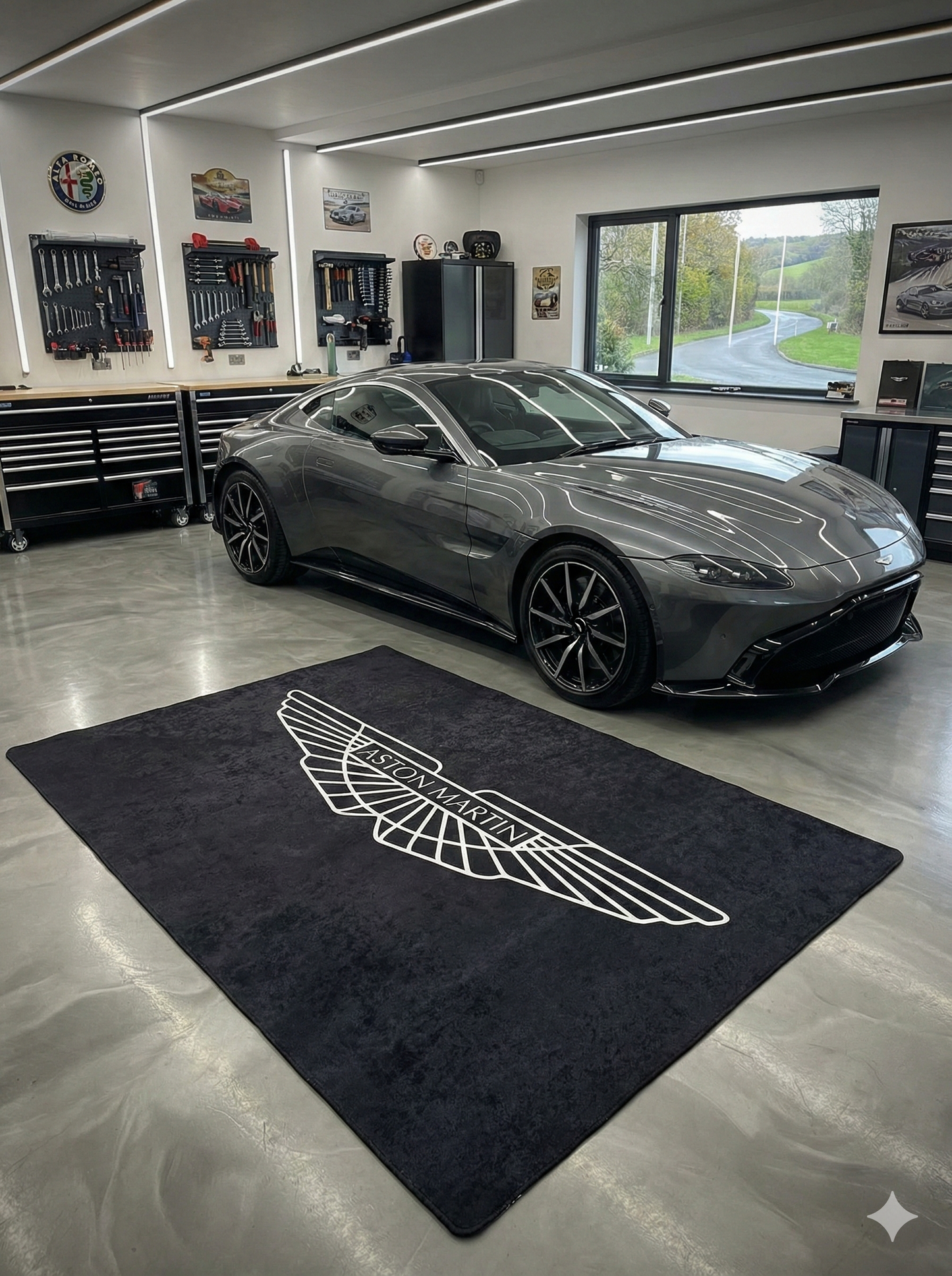 Aston Martin Garagen Teppich 150x220 cm Luxus Auto Teppich Garage Wohnzimmer Showroom Rug