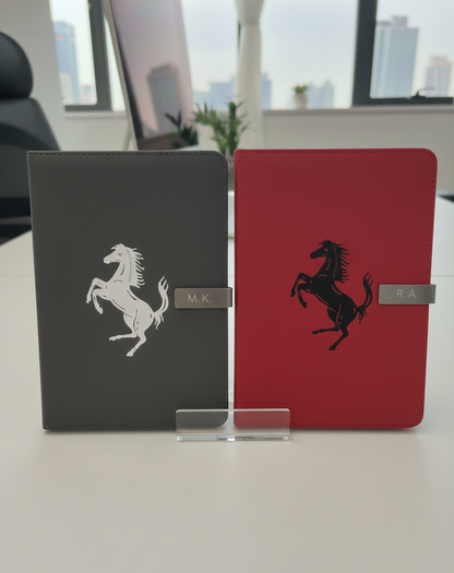 Exklusives Tagebuch Notizbuch mit Ferrari Logo Personalisierbaren Initialen