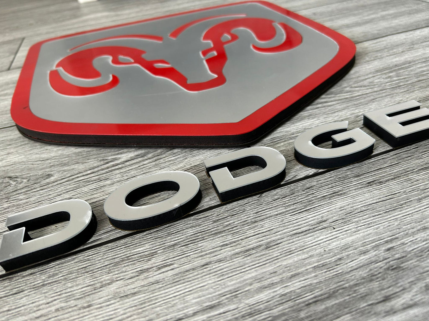 Dodge Logo Wandschild für die Garage Deko Wandkunst