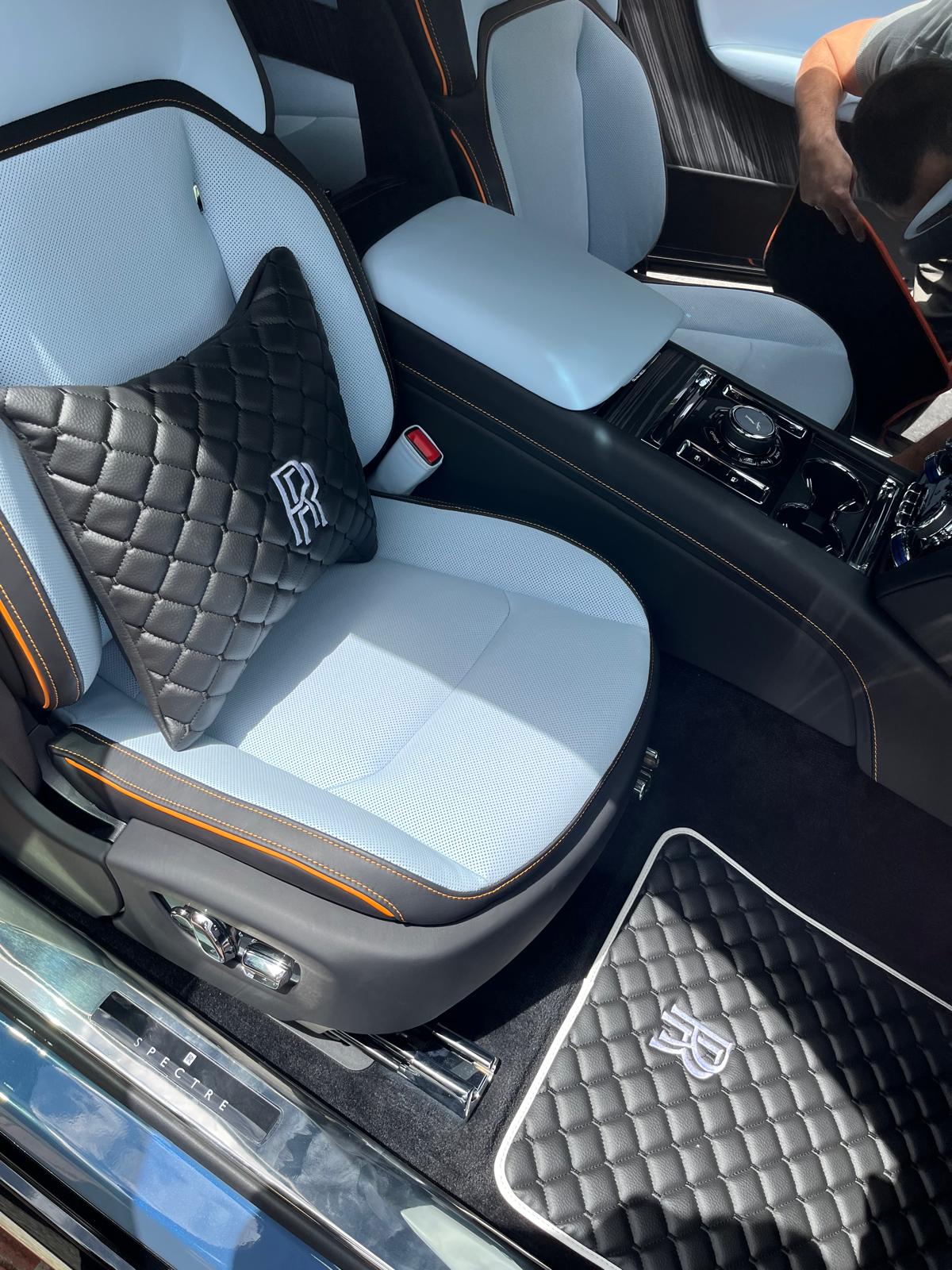 Rolls Royce Leder Fußmatten Set Maßgeschneidert für alle Modelle