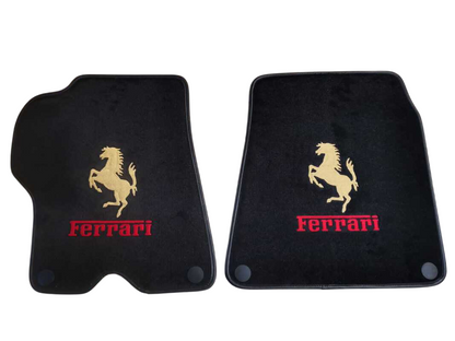 Für Ferrari Fußmatten Maßgeschneiderte Ferrari Teppichmatten aus Velours mit individueller Naht